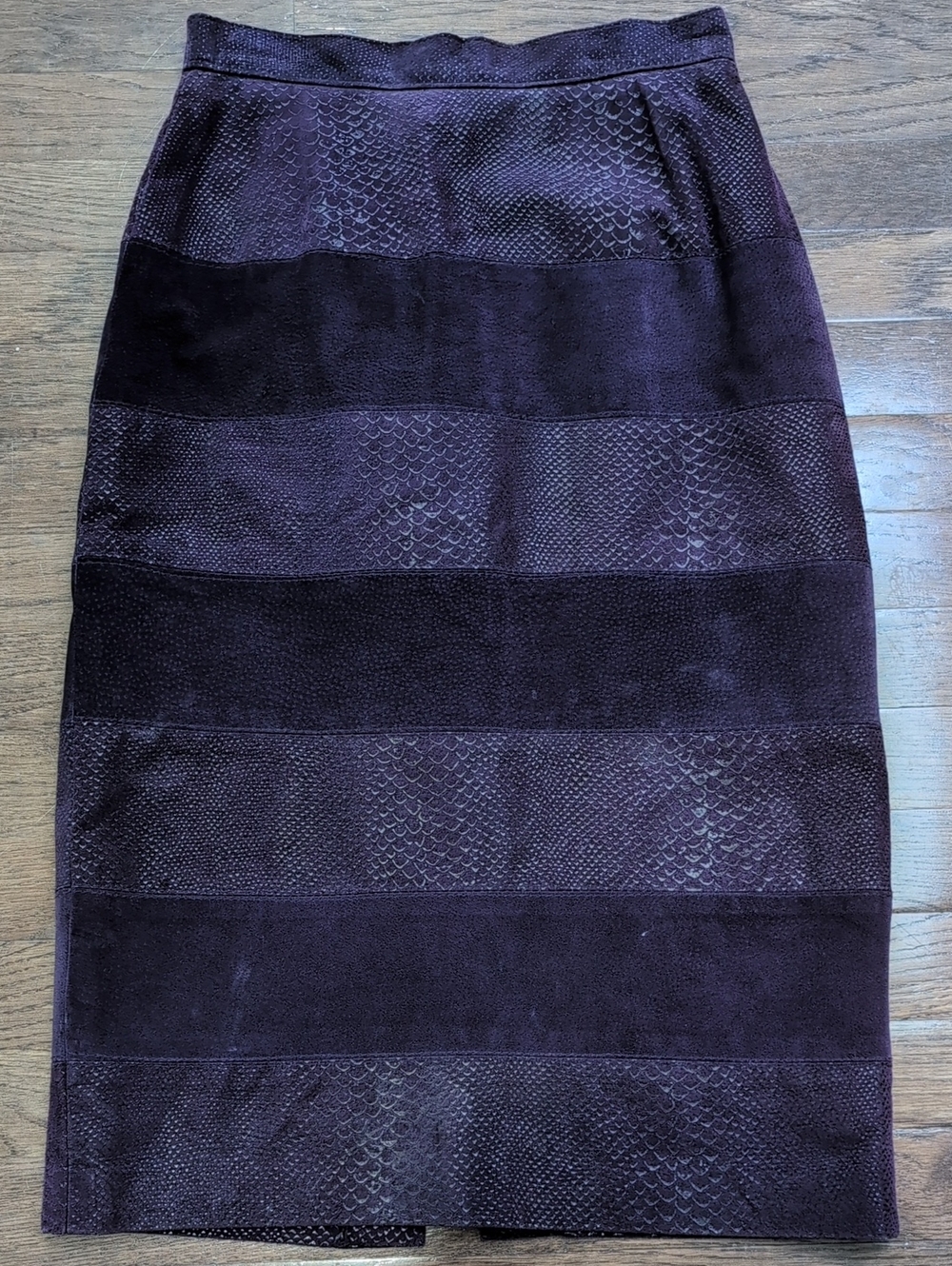 Danier Deep Purple Textured High Waisted Pencil Skirt Vintage Size 6